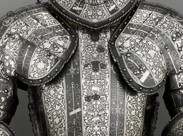 Доспехи дофина и трёх королей