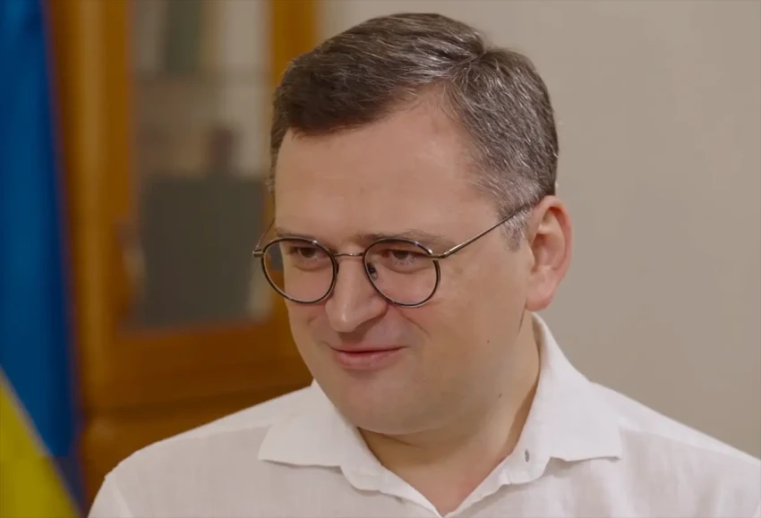 Экс-глава МИД Украины предложил населению поддержать бизнес своими силами