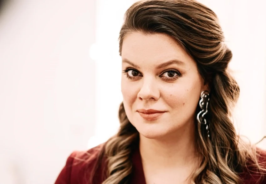 Поэтессу Веру Полозкову* объявили в розыск