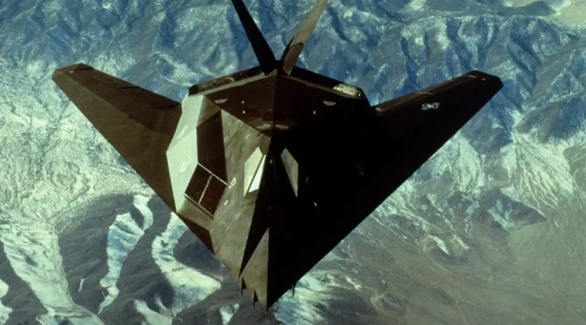Снятые с вооружения «невидимки» F-117 ещё послужат ВВС США