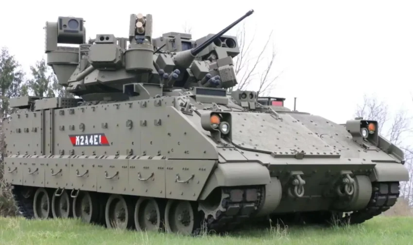 США повышают живучесть БМП Bradley установкой комплекса активной защиты Iron Fist