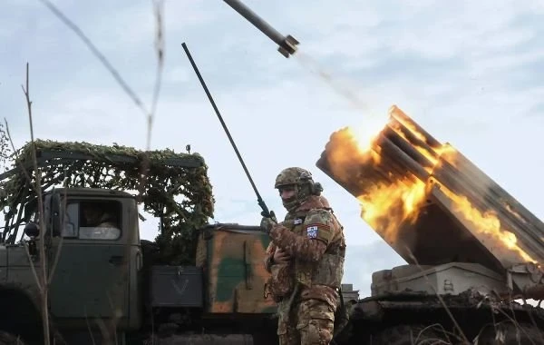 ВС России с тяжёлыми боями продвигаются вперёд в зоне СВО: свежие карты боевых действий на 07.02.2026