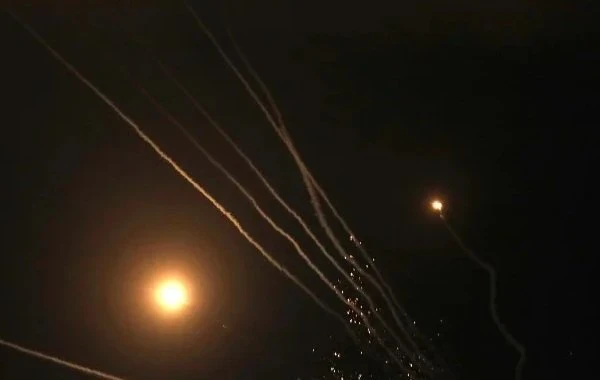 Жители сообщили о десятке взрывов ночью в небе над Саратовом и Энгельсом: первые подробности на 22.02.2026