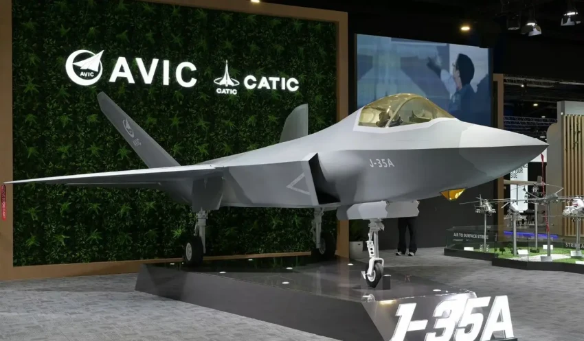 Китай представил малозаметный истребитель пятого поколения J-35A
