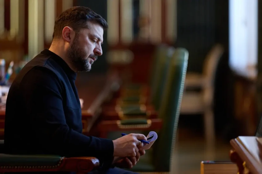 Постпред США при НАТО опроверг слова Зеленского о дедлайне в переговорах