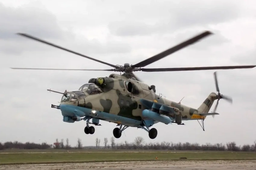 Охотившийся на российские БПЛА Ми-24 ВСУ встретился с вооружённой Р-60 «Геранью»