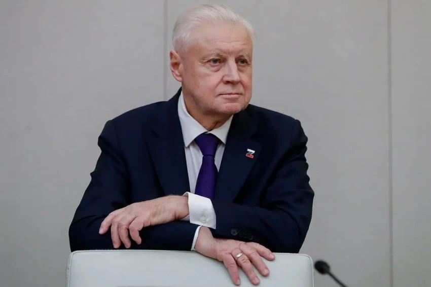 Сергей Миронов предложил отправлять на фронт тех, кто решил замедлить Telegram