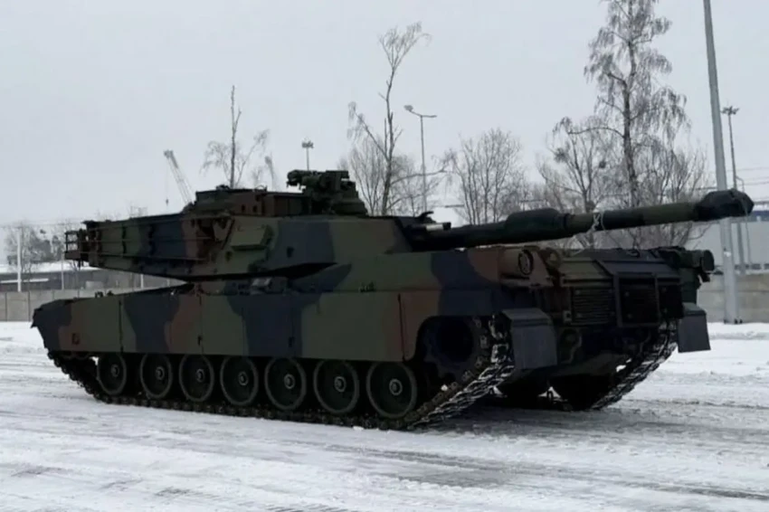 Очередная партия новых танков M1A2 SEP v.3 Abrams пополнила армию Польши