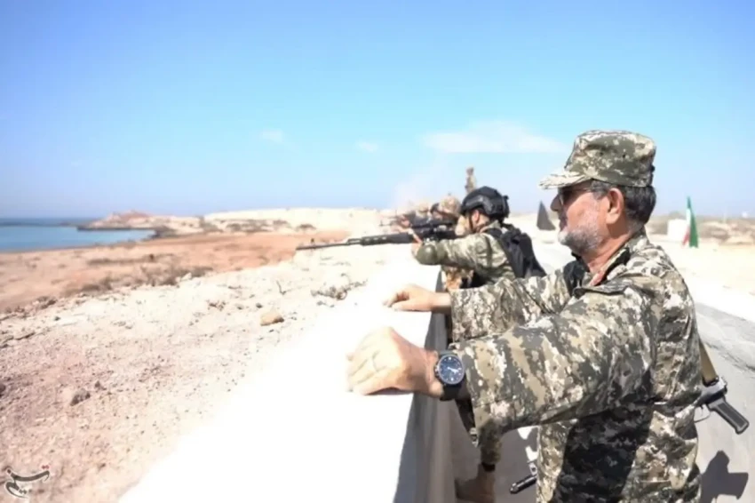 В рамках учений КСИР Ирана провёл пуски ракет по целям в Ормузском проливе