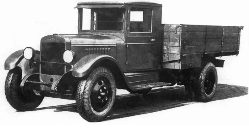 УАЗы в «погонах»: в этом году Ульяновский автомобильный завод празднует юбилей — 85 лет!