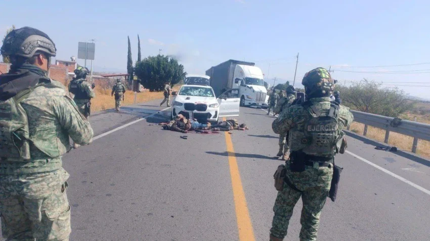 «Мы здесь власть»: в Мексике боевики развязали террор на улицах после убийства главы наркокартеля