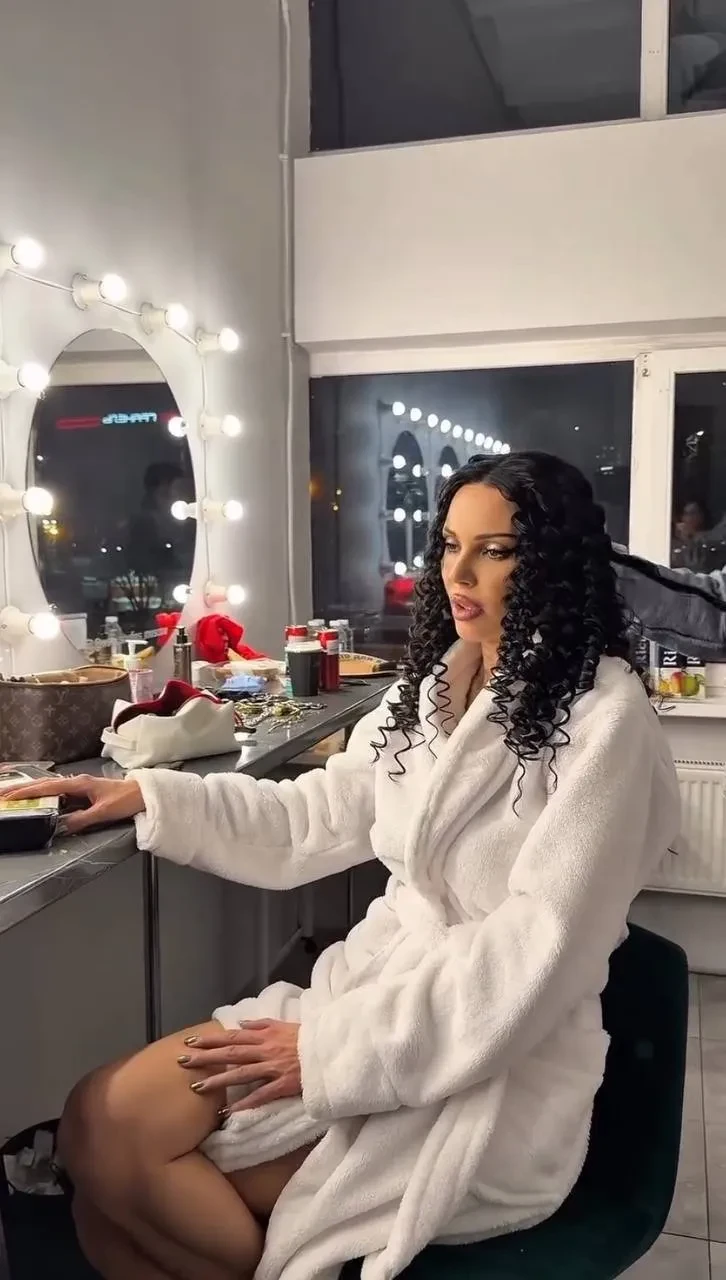 "На завод пусть идёт". Оксану Самойлову раскритиковали за жалобы на усталость