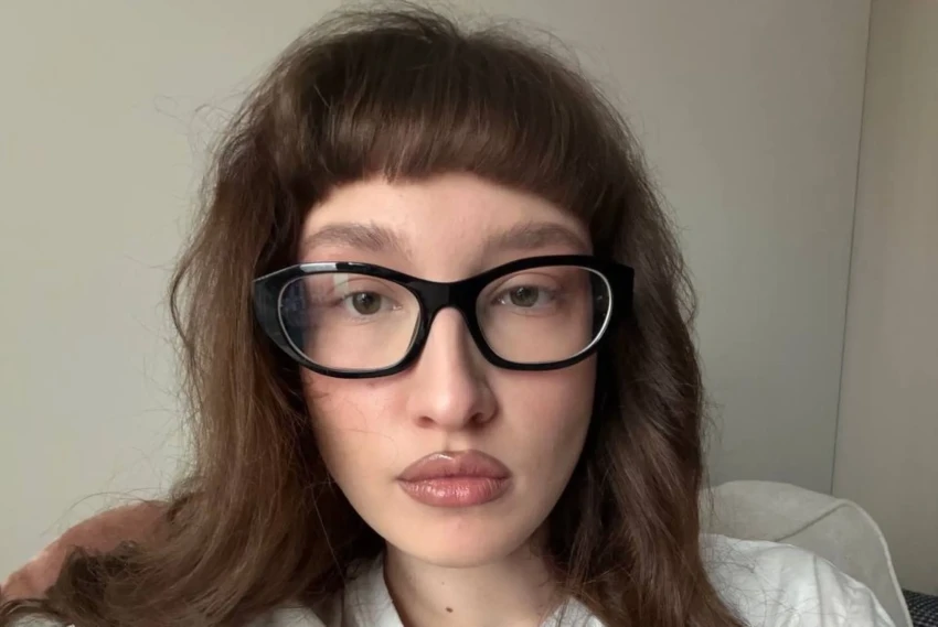 Блогерша Лиза Барашик посетила показ Miu Miu на Неделе моды в Париже