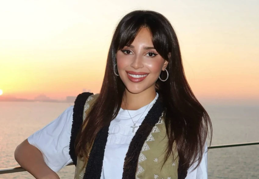 Диана Манасир отдыхает одна в Париже на фоне слухов о расставании с бойфрендом